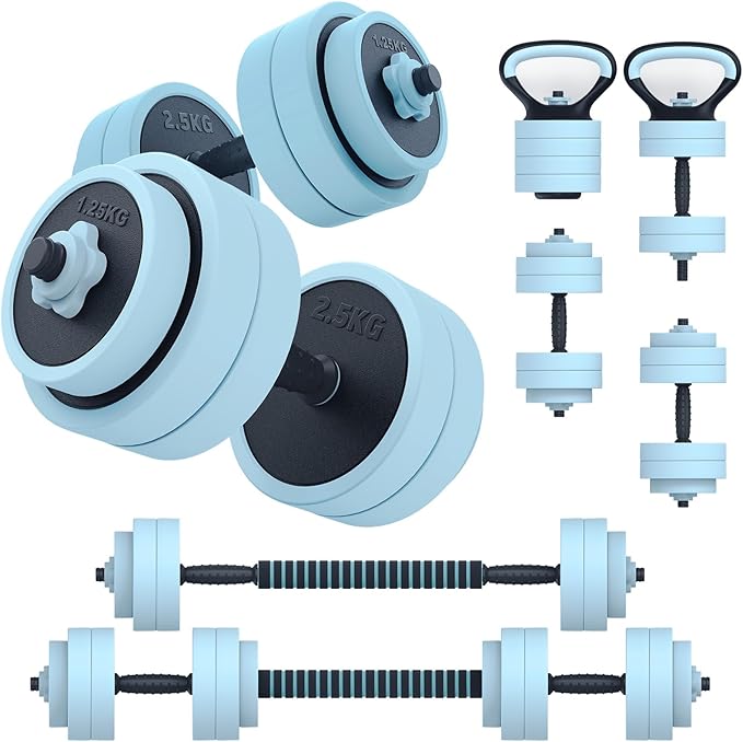 Vue d'ensemble des différentes configurations possibles du kit d'haltères modulables PASYOU 20 kg, incluant des haltères courts, des kettlebells et des barres longues, avec des disques de poids bleus et des poignées noires.