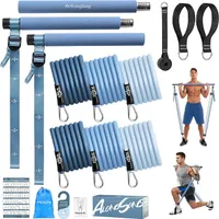 Vue d'ensemble du kit de barre de Pilates ALongSong ASEF022 de couleur bleue, montrant la barre démontée en trois segments, les six bandes de résistance (20, 30, 40 lbs), les sangles de pied, l'ancre de porte, le sac de transport et un guide d'exercices.