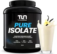 Pot noir de protéine en poudre TLN Pure Isolate saveur vanille, avec un verre de boisson protéinée à la vanille garni de gousses et d'une fleur de vanille.